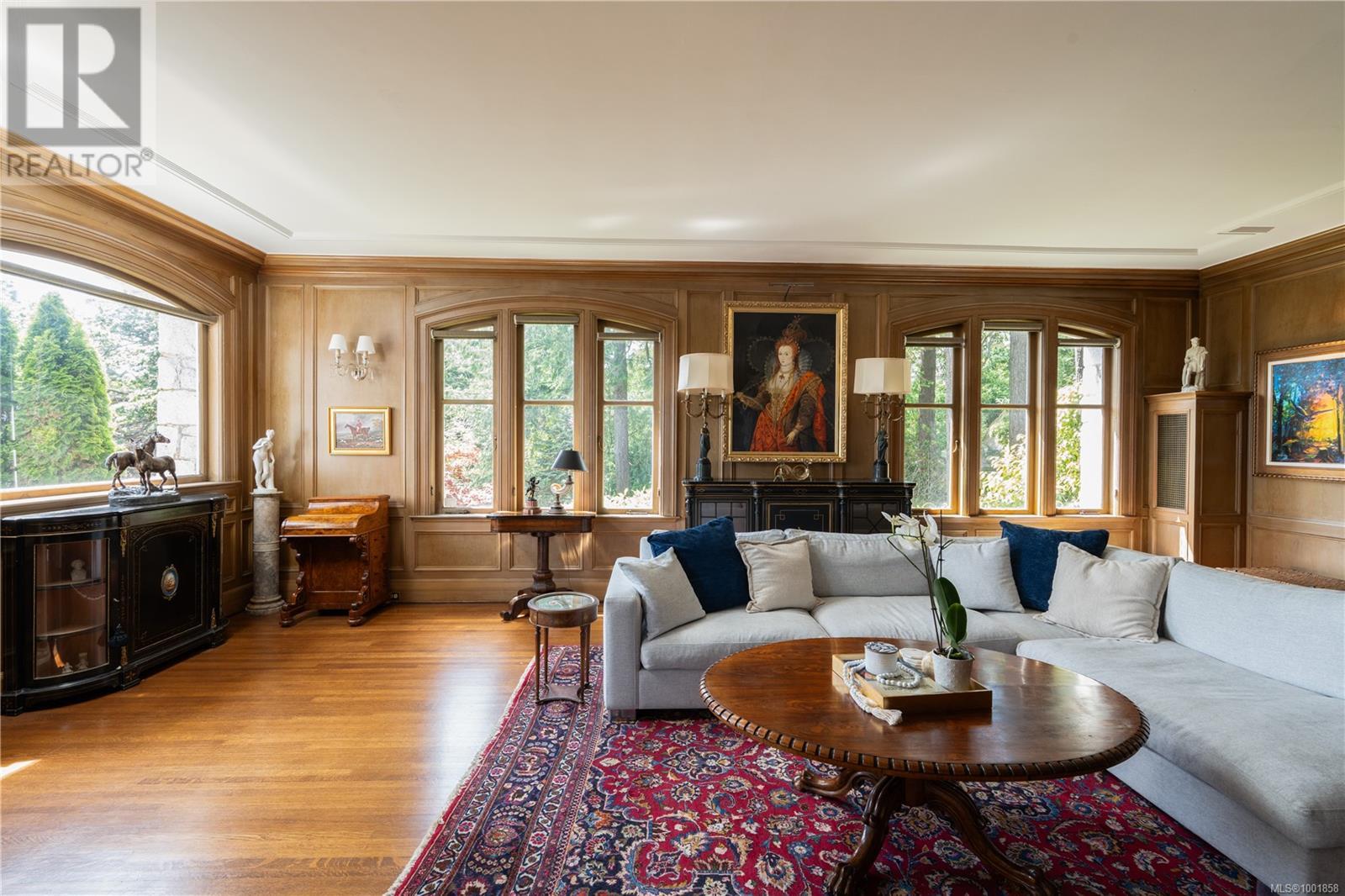 305 Denison Rd, Oak Bay, British Columbia  V8S 4K2 - Photo 13 - 1001858