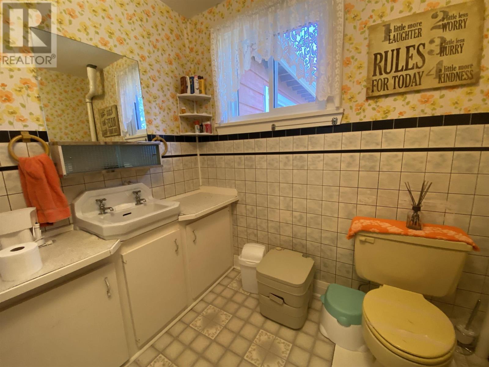21 White Pines Rd, Thunder Bay, Ontario  P0T 2G0 - Photo 19 - TB251215