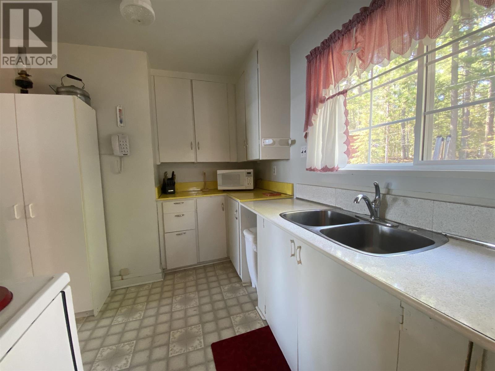 21 White Pines Rd, Thunder Bay, Ontario  P0T 2G0 - Photo 11 - TB251215