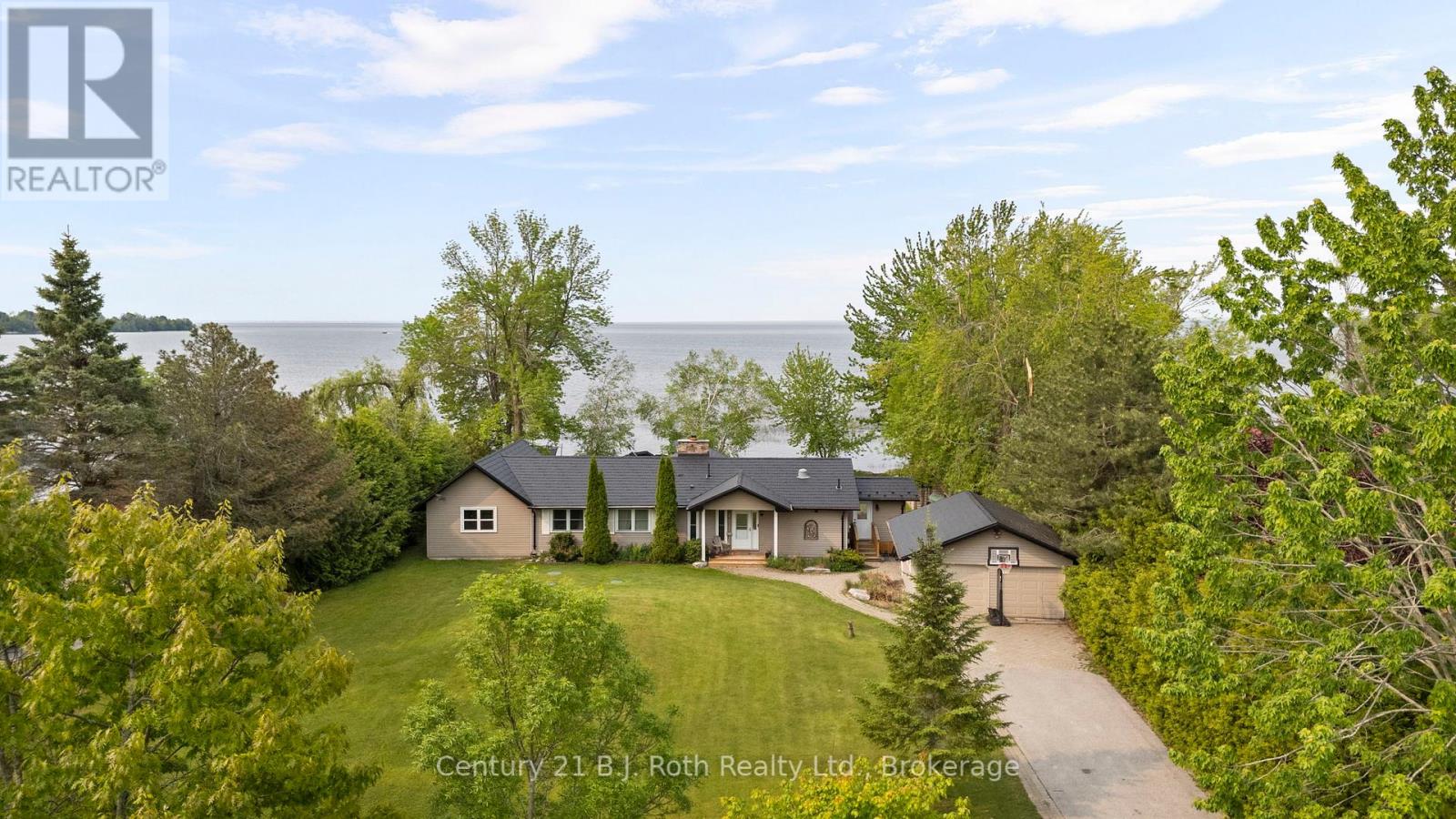 3772 Harry's Lane, Ramara, Ontario  L3V 0L1 - Photo 3 - S12197720