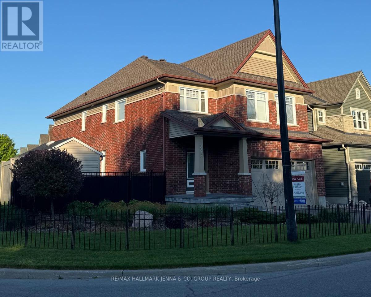 Property at 325 VIA VERONA AVENUE image 2