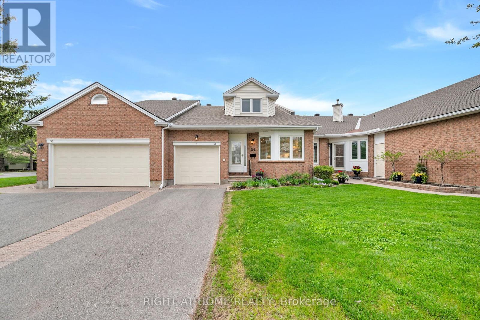 54 INNESBROOK COURT, Ottawa, Ontario