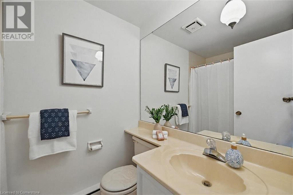 2066 Brant Street Unit# 3, Burlington, Ontario  L7P 3A6 - Photo 22 - 40720276