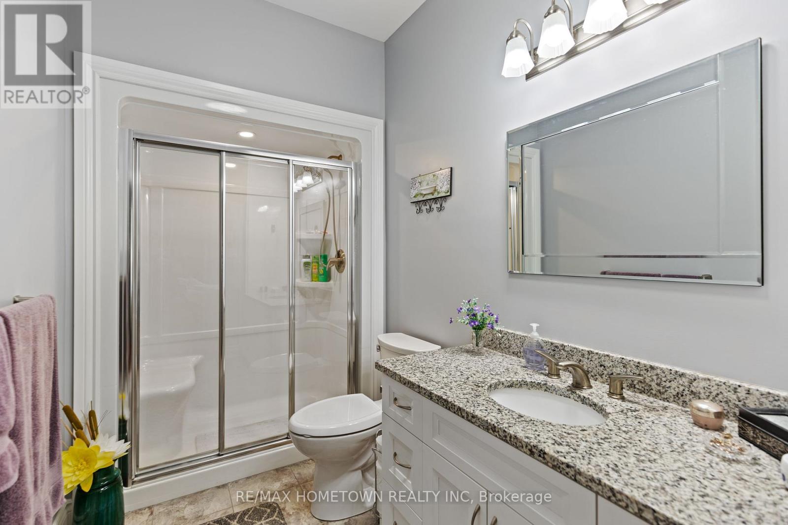 8 Billings Avenue W, South Dundas, Ontario  K0E 1K0 - Photo 17 - X12197742