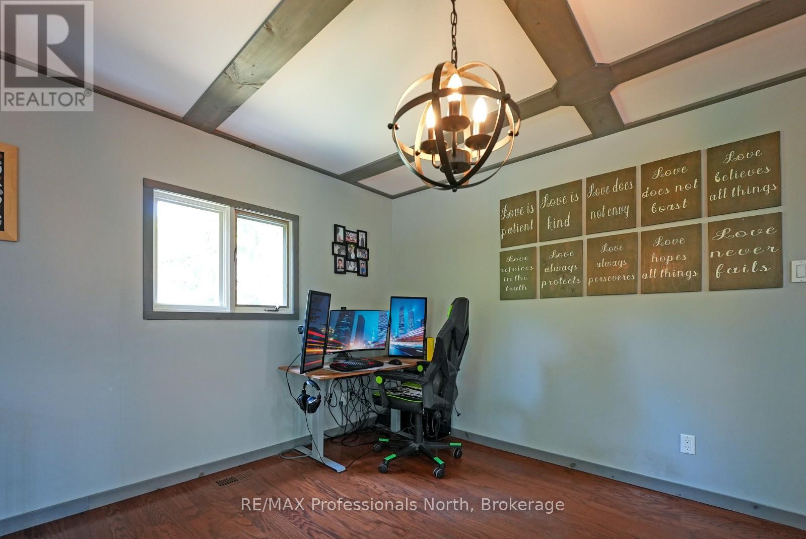 2473 North Shore Road, Algonquin Highlands, Ontario K0M 1S0 - Photo 15 - X12197750