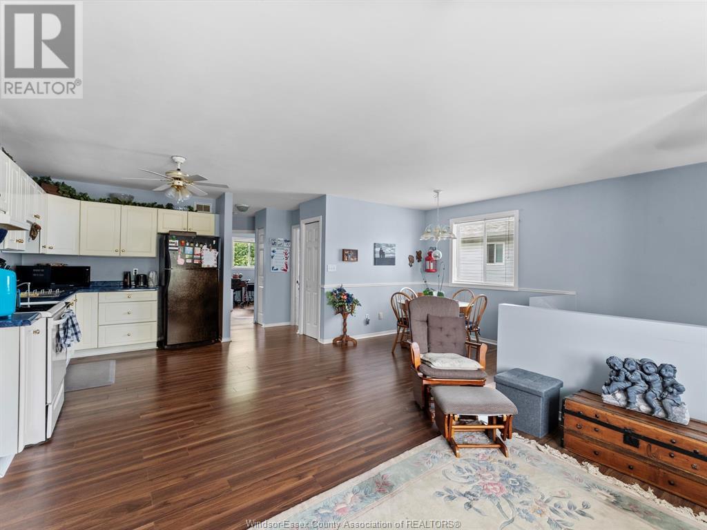3302 Candlewood Crescent, Windsor, Ontario  N8W 5M5 - Photo 5 - 25014199