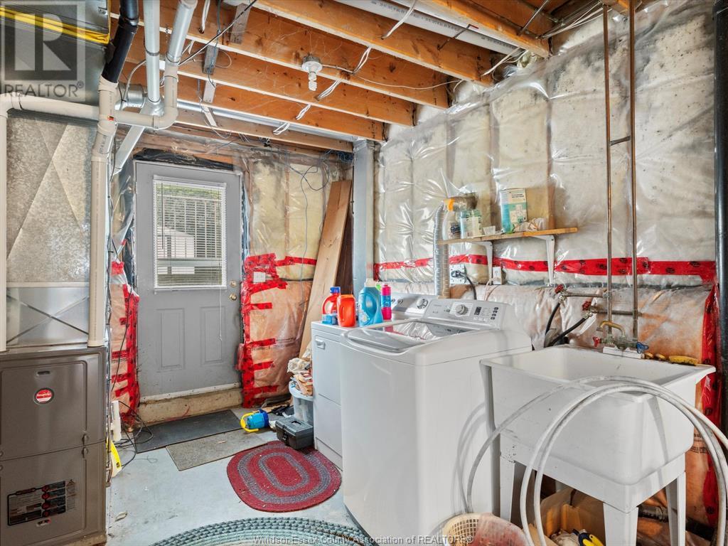 3302 Candlewood Crescent, Windsor, Ontario  N8W 5M5 - Photo 17 - 25014199
