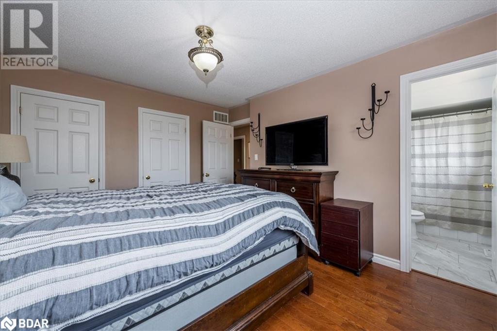 43 Sherwood Court, Barrie, Ontario  L4N 9V1 - Photo 11 - 40736554