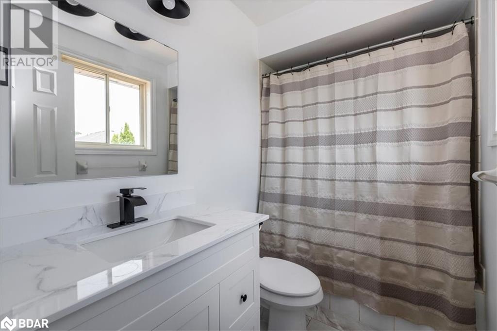 43 Sherwood Court, Barrie, Ontario  L4N 9V1 - Photo 12 - 40736554