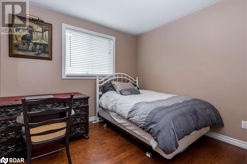 43 Sherwood Court, Barrie, Ontario  L4N 9V1 - Photo 13 - 40736554