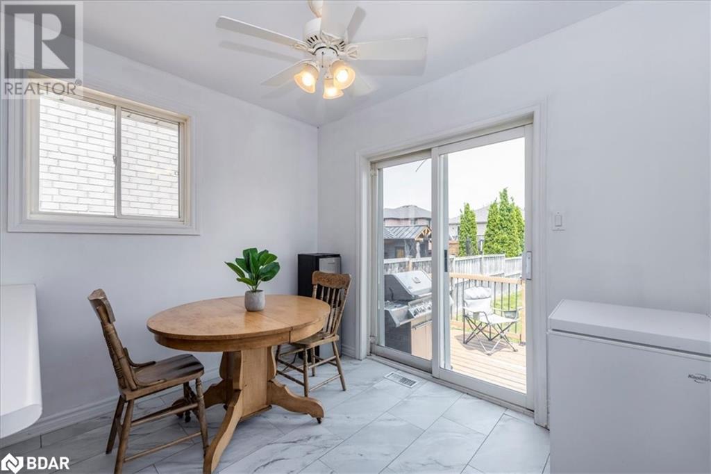 43 Sherwood Court, Barrie, Ontario  L4N 9V1 - Photo 9 - 40736554