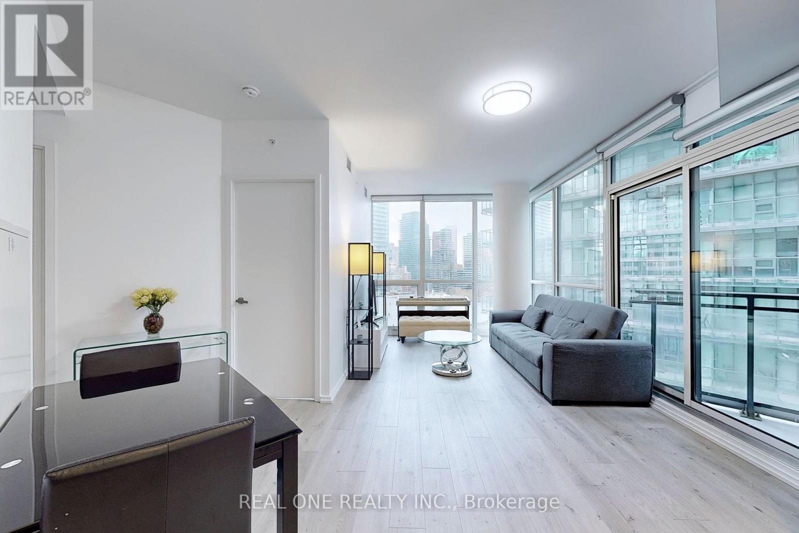 1602 - 45 Charles Street E, Toronto, Ontario  M4Y 0B8 - Photo 15 - C12197700