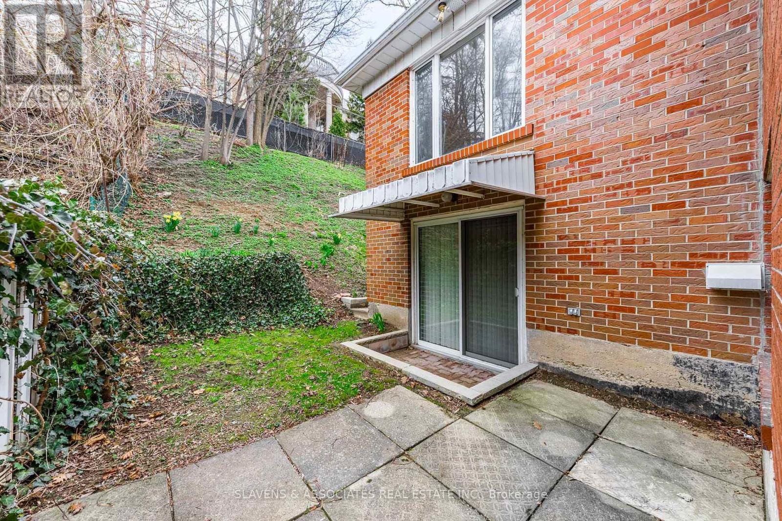 796 Davenport Road, Toronto (Wychwood), Ontario  M6G 2B3 - Photo 24 - C12197724