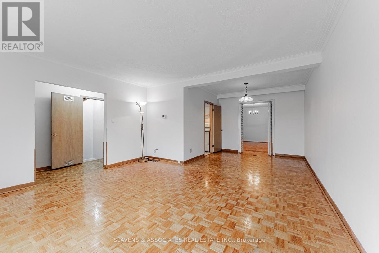 796 Davenport Road, Toronto (Wychwood), Ontario  M6G 2B3 - Photo 5 - C12197724