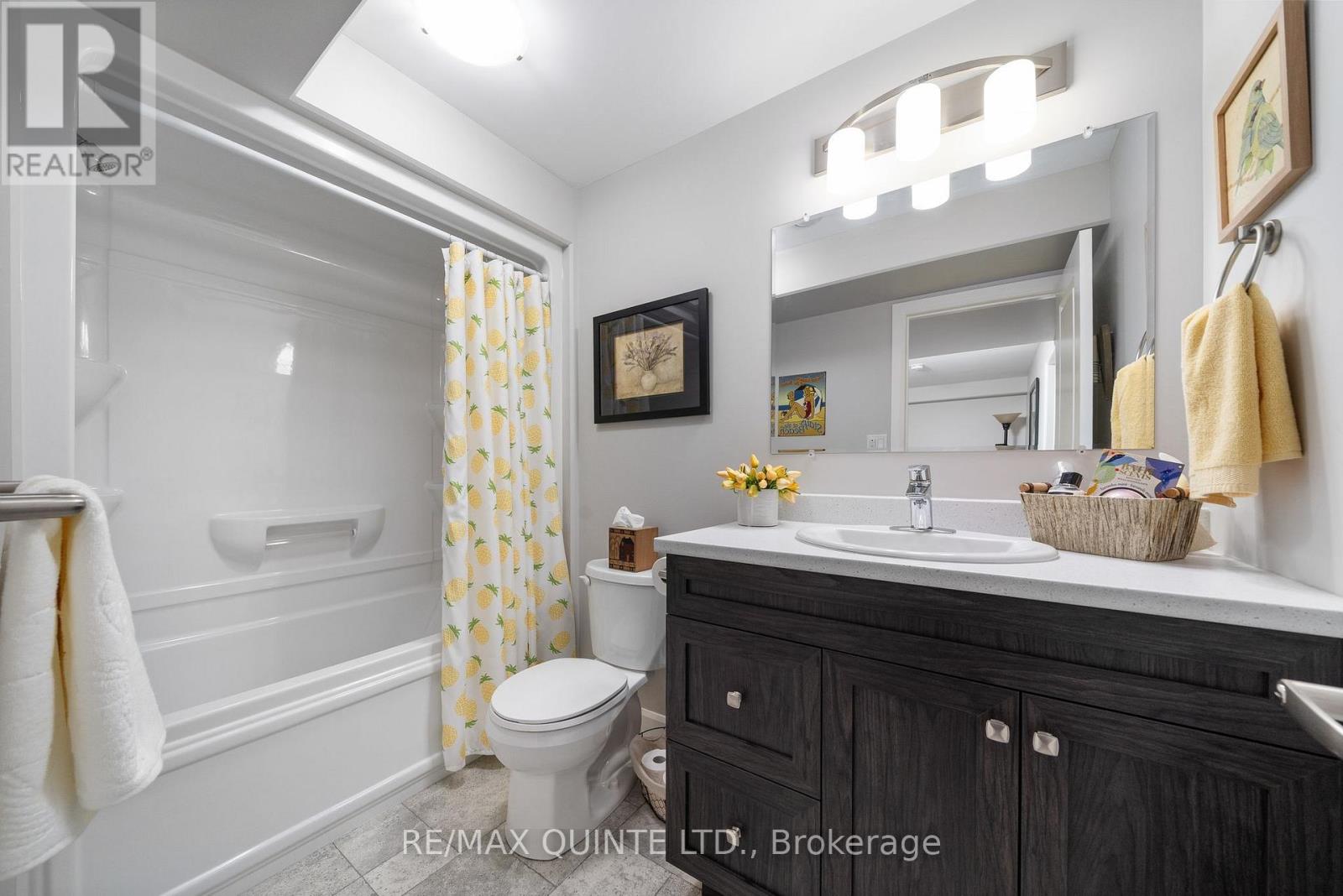 69 Dewal Place, Belleville, Ontario  K8P 0H3 - Photo 27 - X12194884