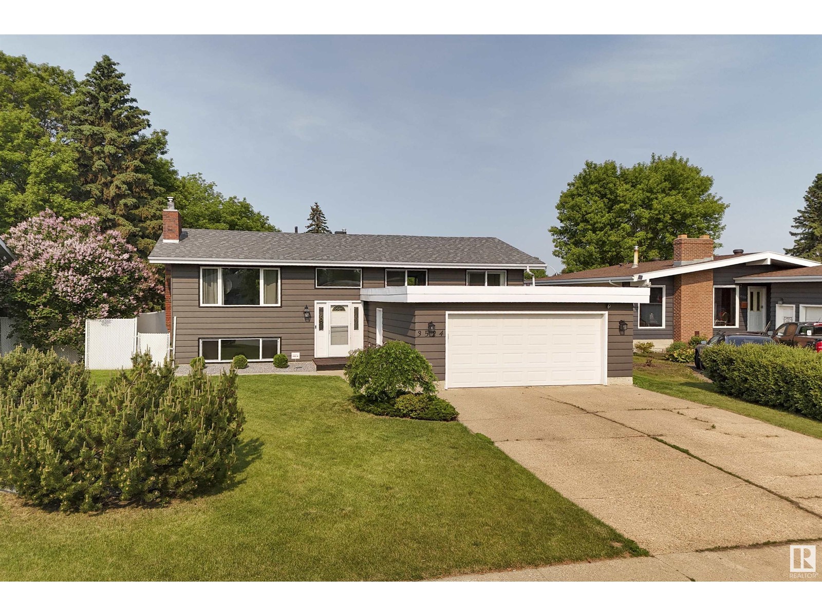 3524 104a St Nw, Edmonton, Alberta  T6J 2N2 - Photo 1 - E4440421