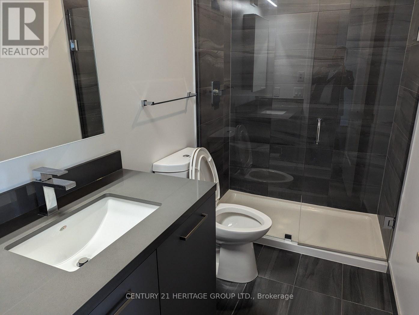 1703 - 12 Gandhi Lane, Markham (Commerce Valley), Ontario  L3T 0G8 - Photo 10 - N12197709
