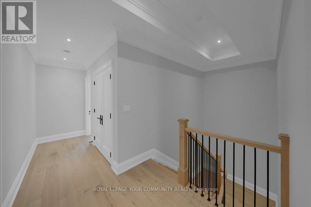 92 Howard Road, Newmarket, Ontario  L3Y 3G7 - Photo 25 - N12197725