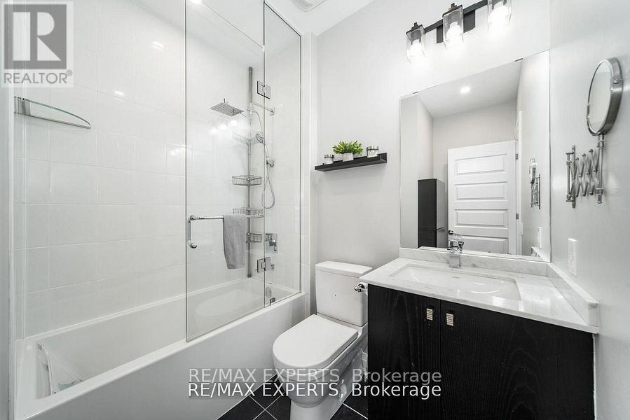 40 - 8167 Kipling Avenue, Vaughan, Ontario  L4L 0G4 - Photo 23 - N12197745