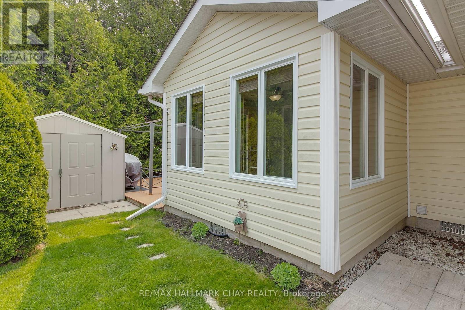 5 Virginia Avenue, Wasaga Beach, Ontario  L9Z 3A8 - Photo 23 - S12197695