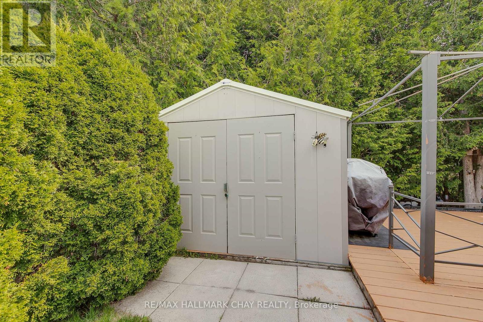 5 Virginia Avenue, Wasaga Beach, Ontario  L9Z 3A8 - Photo 24 - S12197695