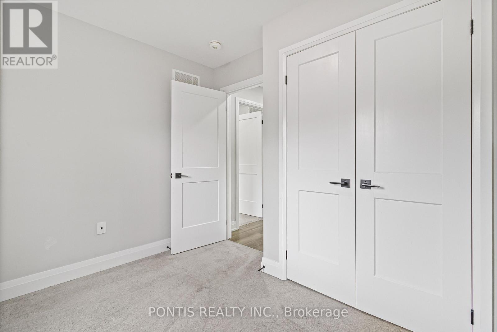 18 - 21 Stonehart Lane, Barrie (East Bayfield), Ontario  L4M 7E8 - Photo 21 - S12197702