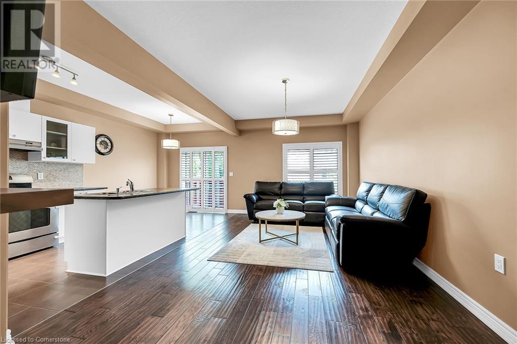 21 Bankfield Crescent, Hamilton, Ontario  L8J 0B9 - Photo 5 - 40737376