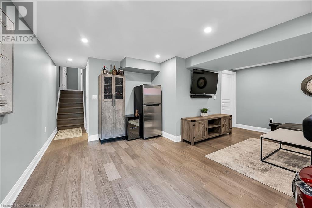 21 Bankfield Crescent, Hamilton, Ontario  L8J 0B9 - Photo 40 - 40737376