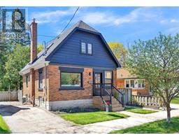 19 DUNBAR Road N, Waterloo, Ontario