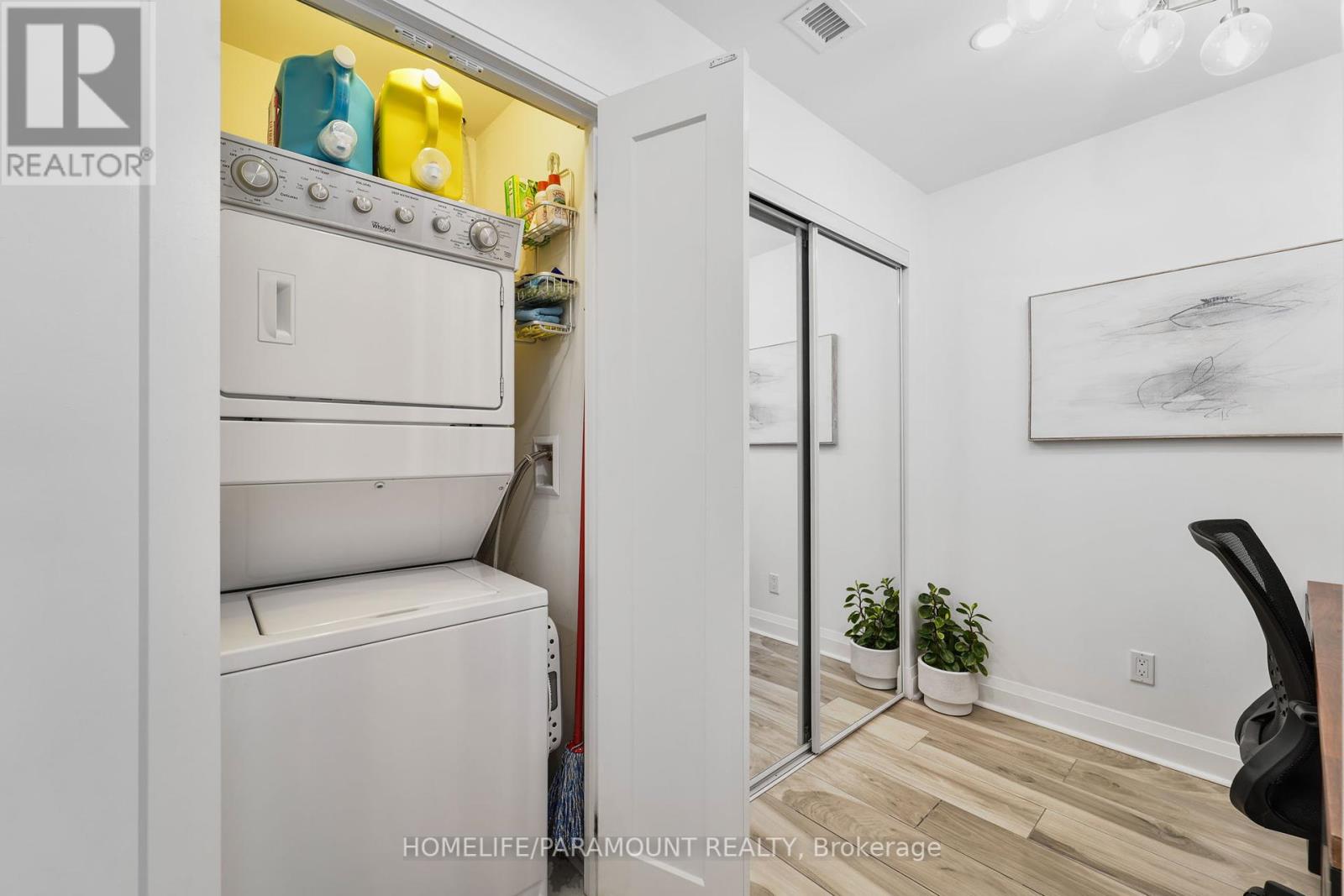 204 - 2522 Keele Street, Toronto, Ontario  M6L 2N8 - Photo 8 - W12195609