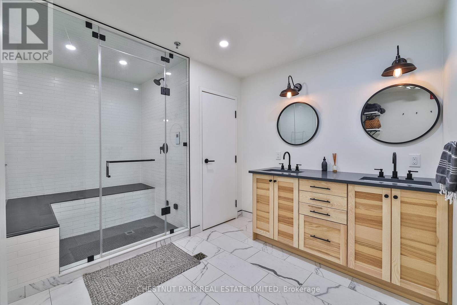 Ph2 - 540 College Street, Toronto, Ontario  M6G 1A6 - Photo 28 - C12182187