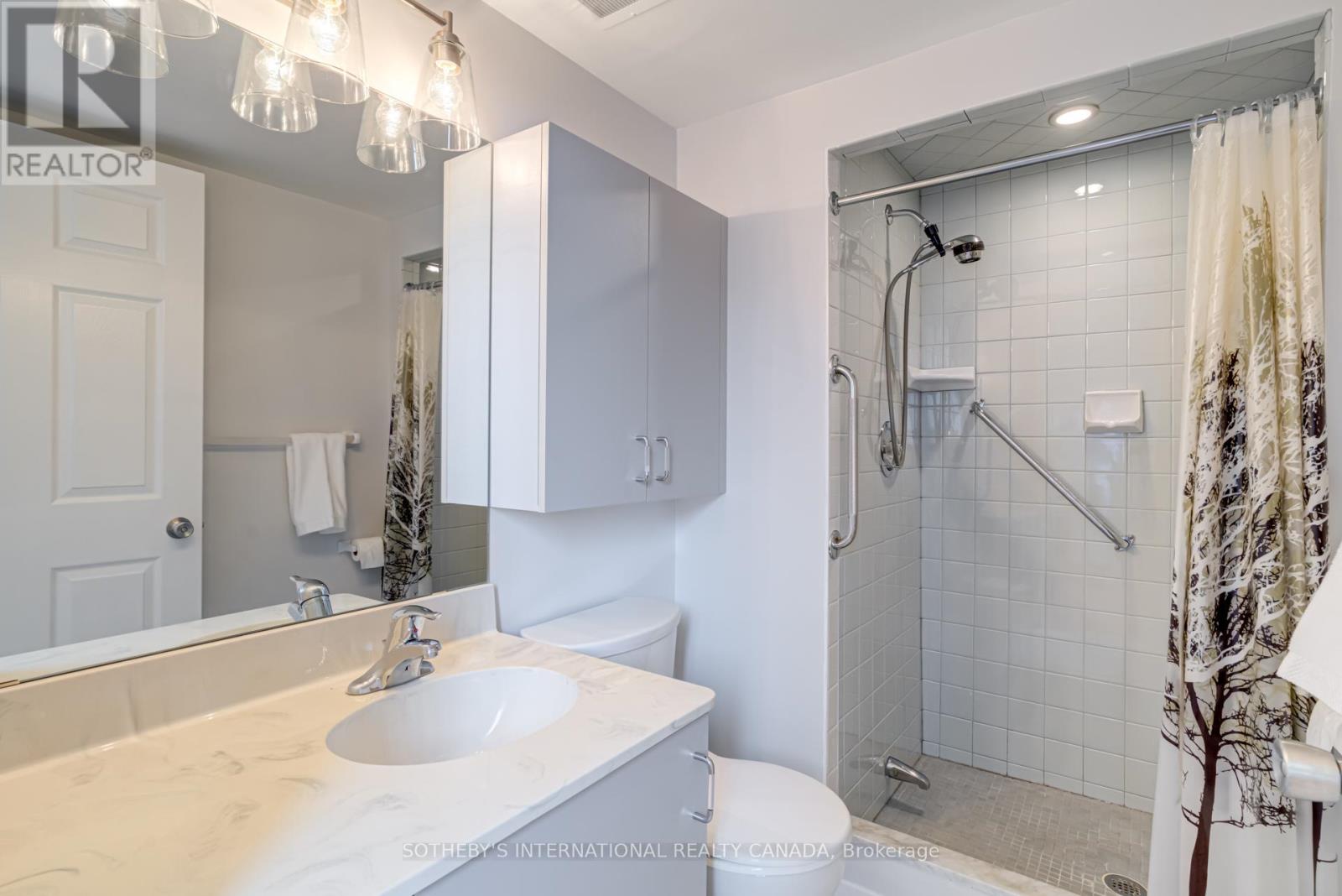 1408 - 812 Burnhamthorpe Road, Toronto, Ontario  M9C 4W1 - Photo 20 - W12197687