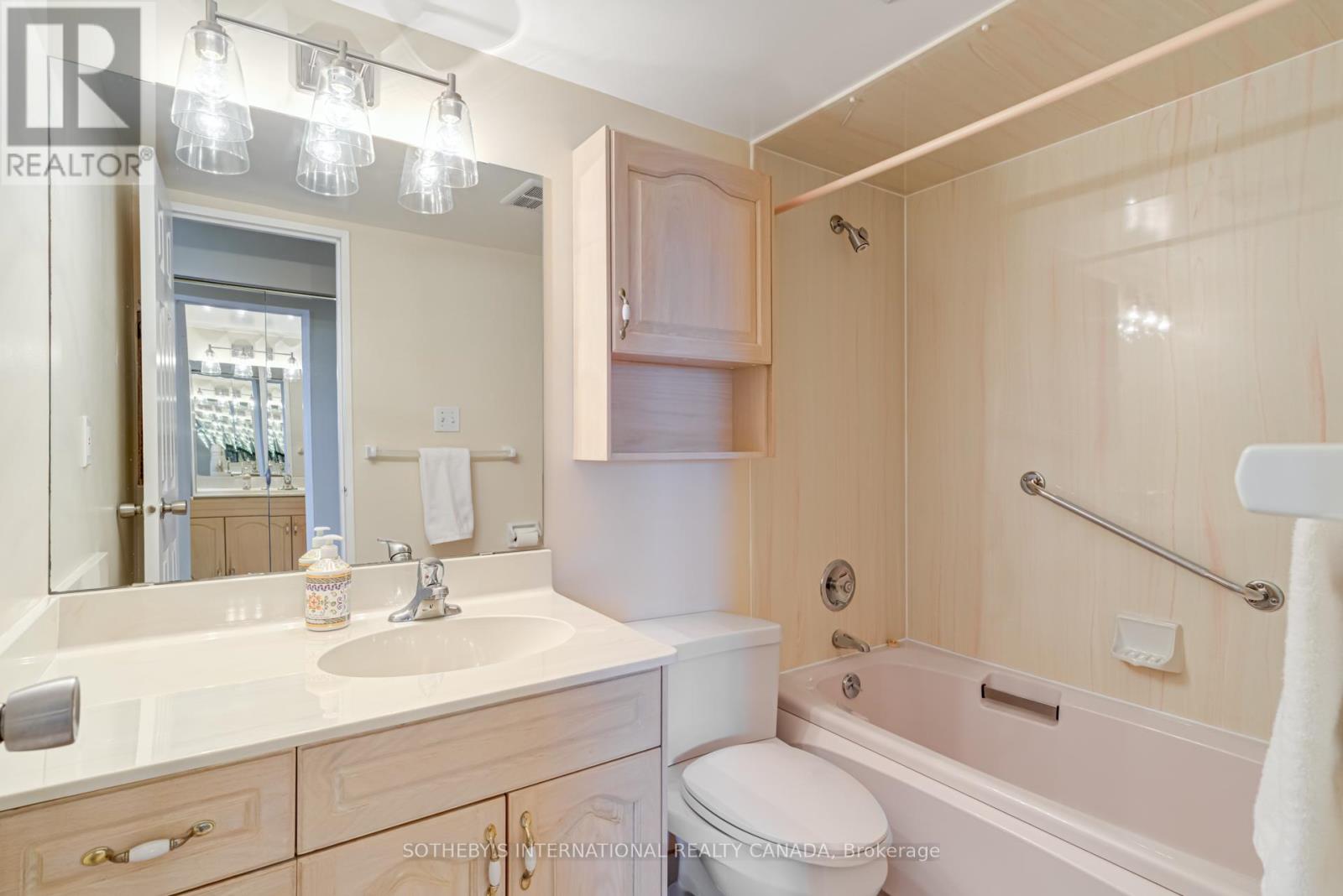 1408 - 812 Burnhamthorpe Road, Toronto, Ontario  M9C 4W1 - Photo 24 - W12197687