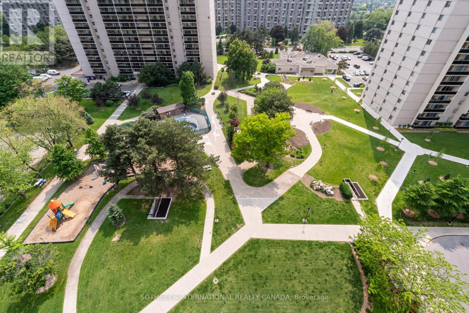 1408 - 812 Burnhamthorpe Road, Toronto, Ontario  M9C 4W1 - Photo 31 - W12197687
