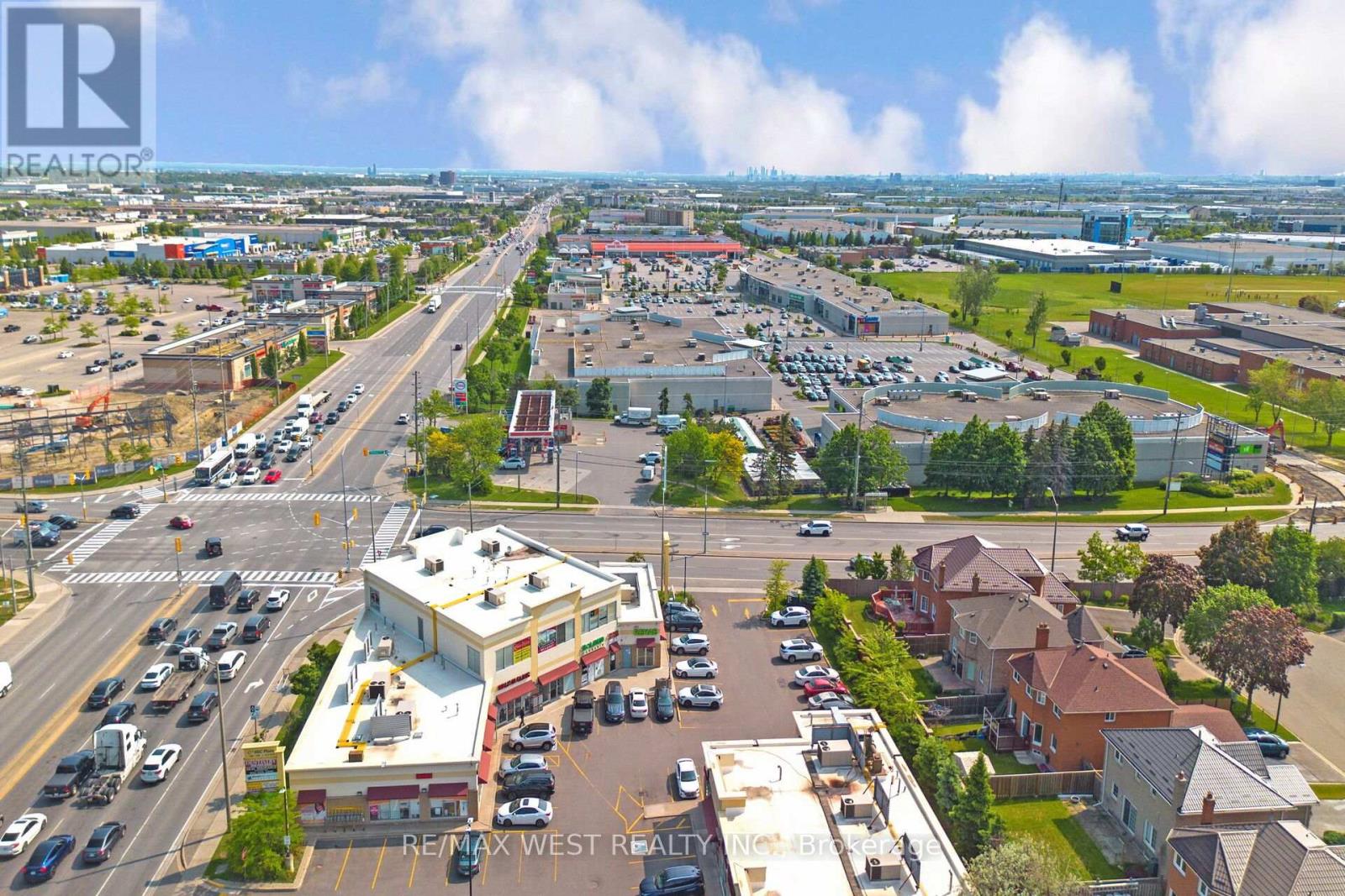 12 - 7990 Kennedy Road, Brampton, Ontario  L5V 1G5 - Photo 3 - W12197705