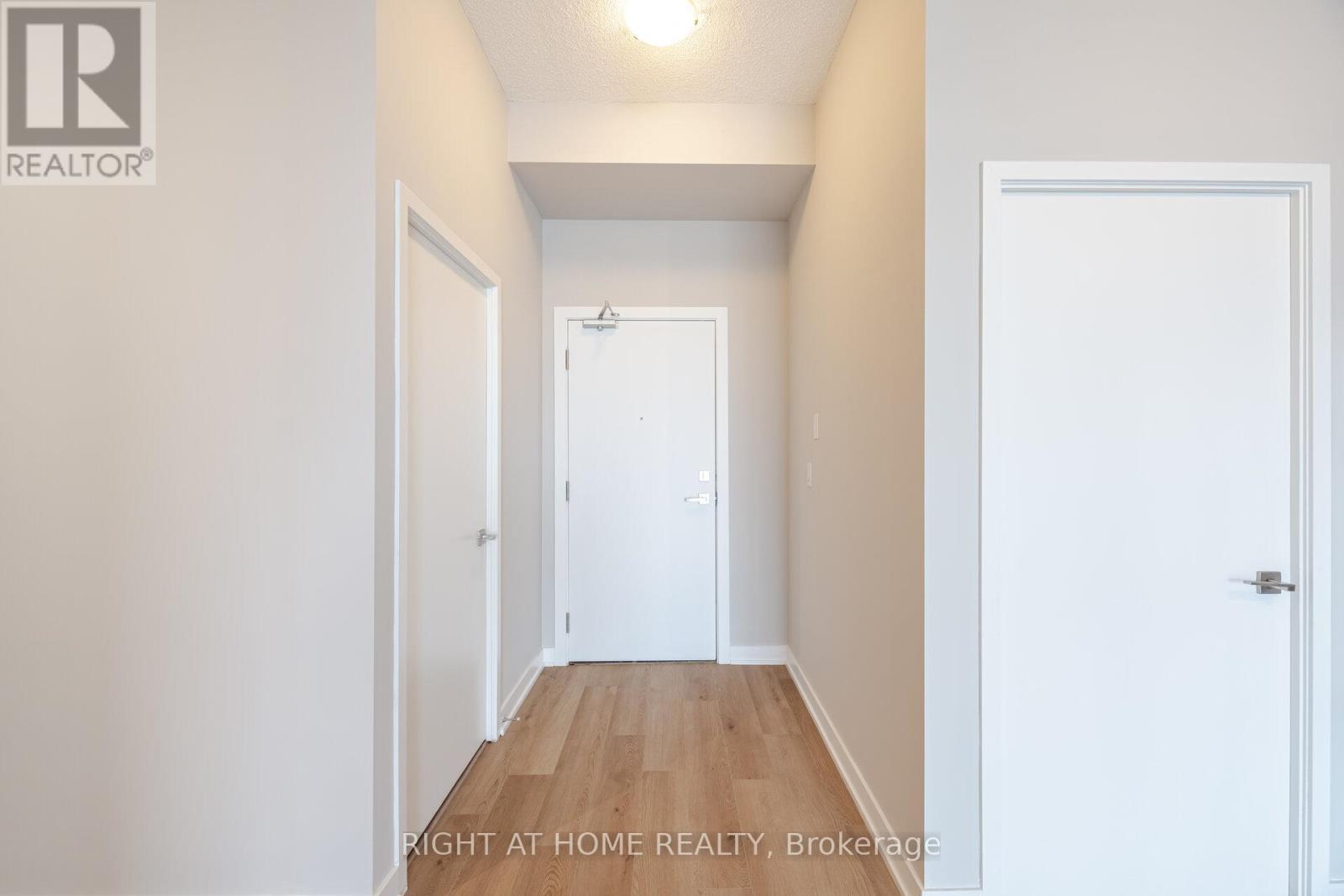 715 - 4011 Brickstone Mews, Mississauga, Ontario  L5B 0J7 - Photo 12 - W12197712