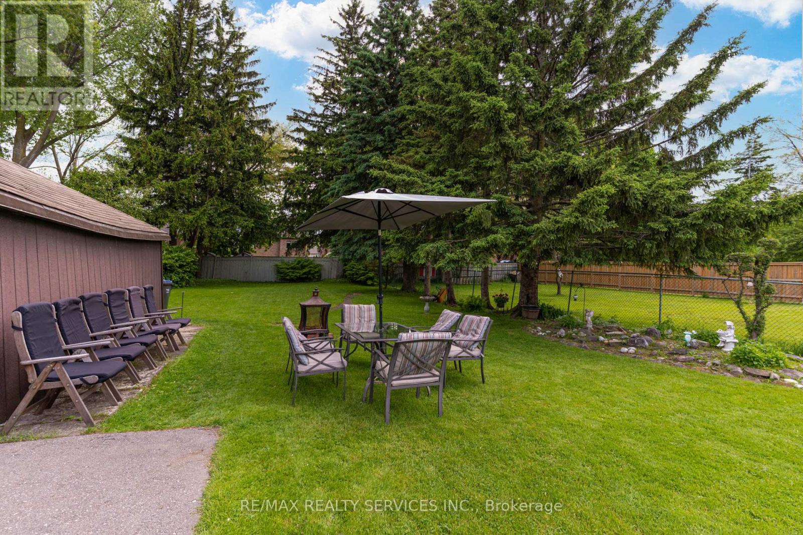 1076 Orchard Road, Mississauga, Ontario  L5E 2N9 - Photo 23 - W12197715