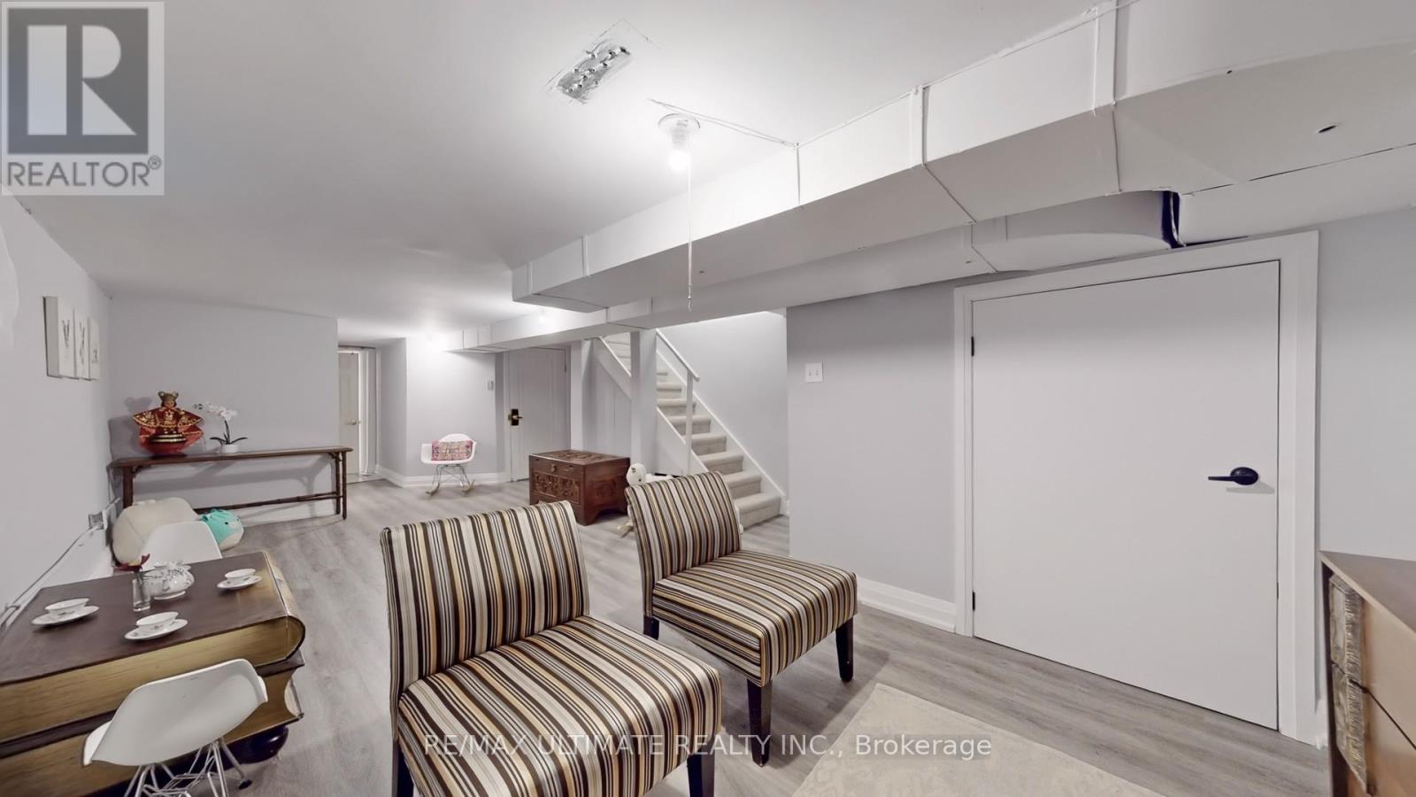 119 Ascot Avenue, Toronto, Ontario  M6E 1G3 - Photo 32 - W12197748