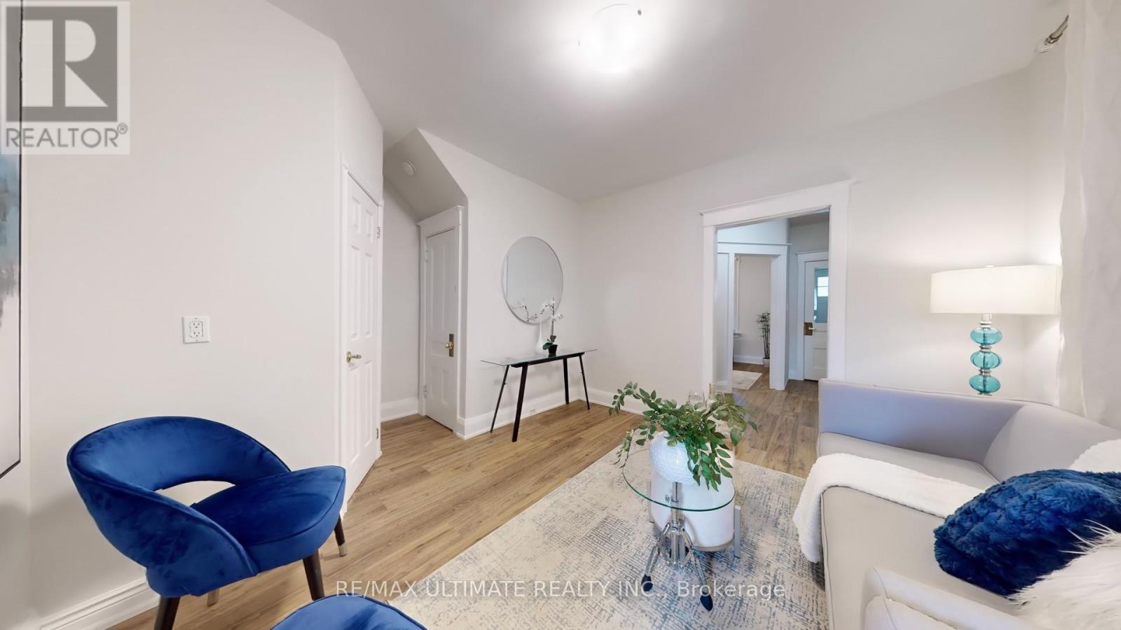119 Ascot Avenue, Toronto, Ontario  M6E 1G3 - Photo 6 - W12197748