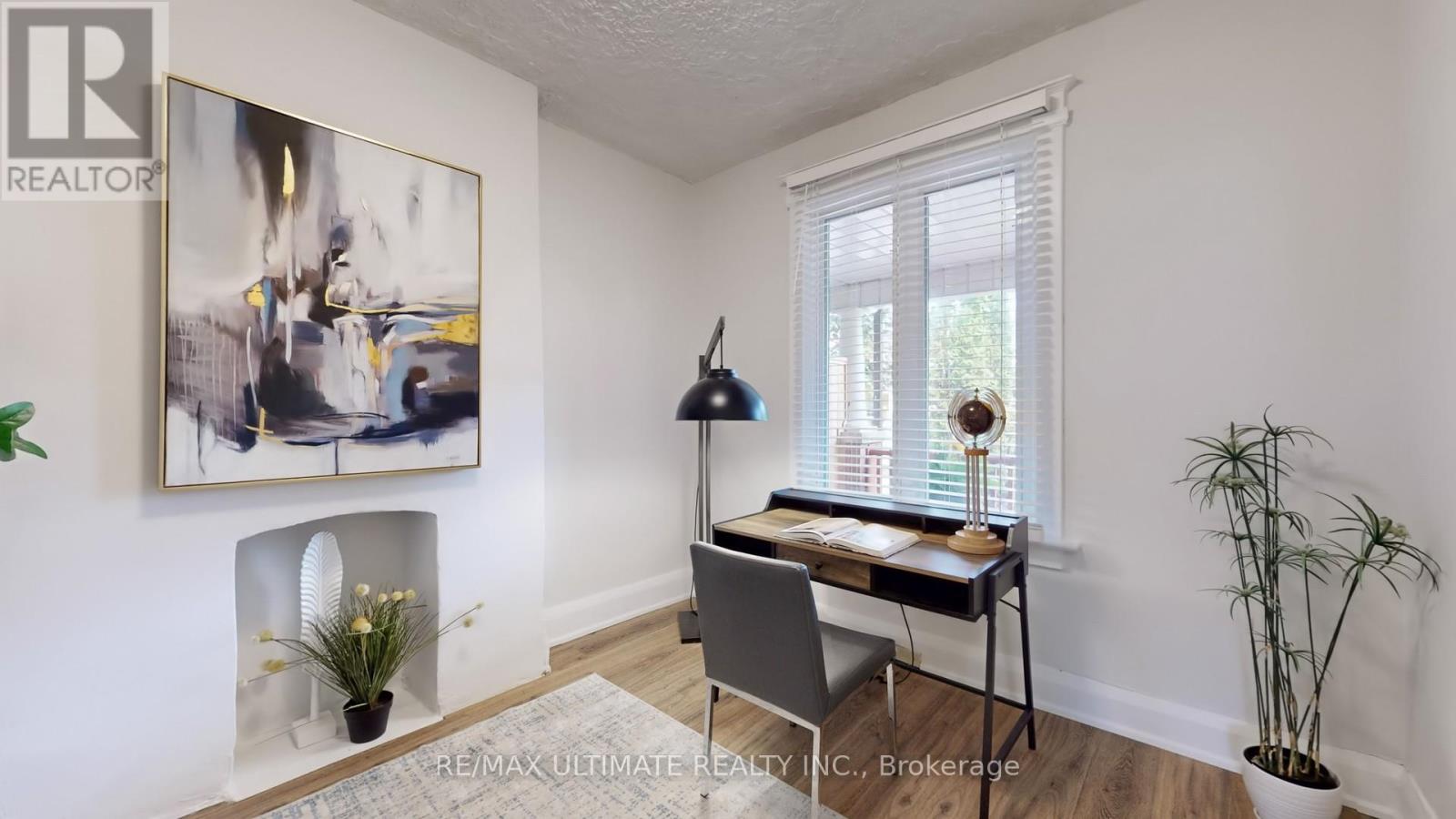 119 Ascot Avenue, Toronto, Ontario  M6E 1G3 - Photo 8 - W12197748
