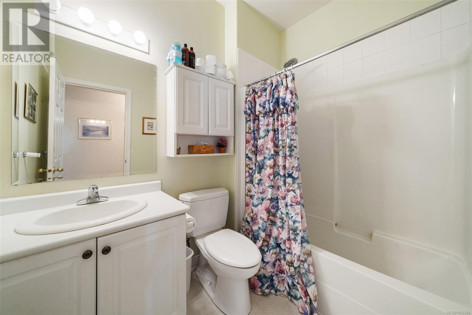 Property at 5991 Sooke Rd image 3