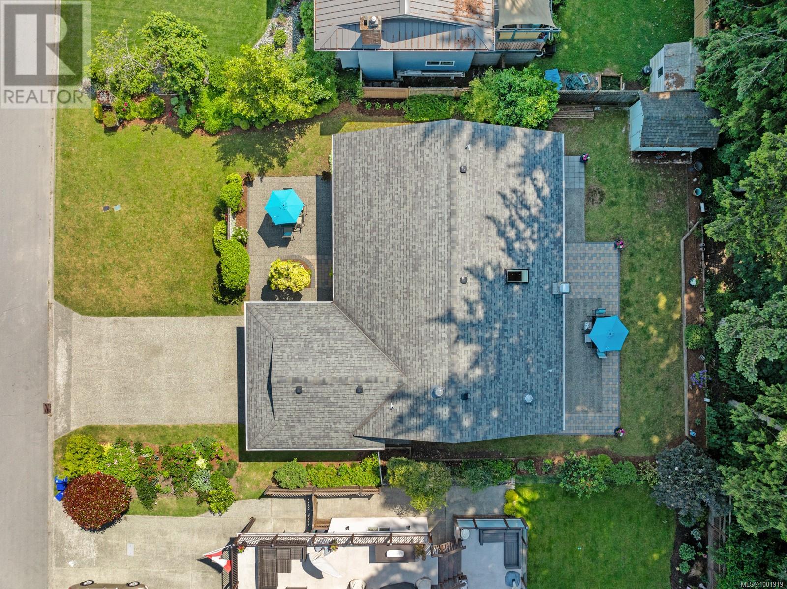 Property at 1837 Pastel Cres image 3