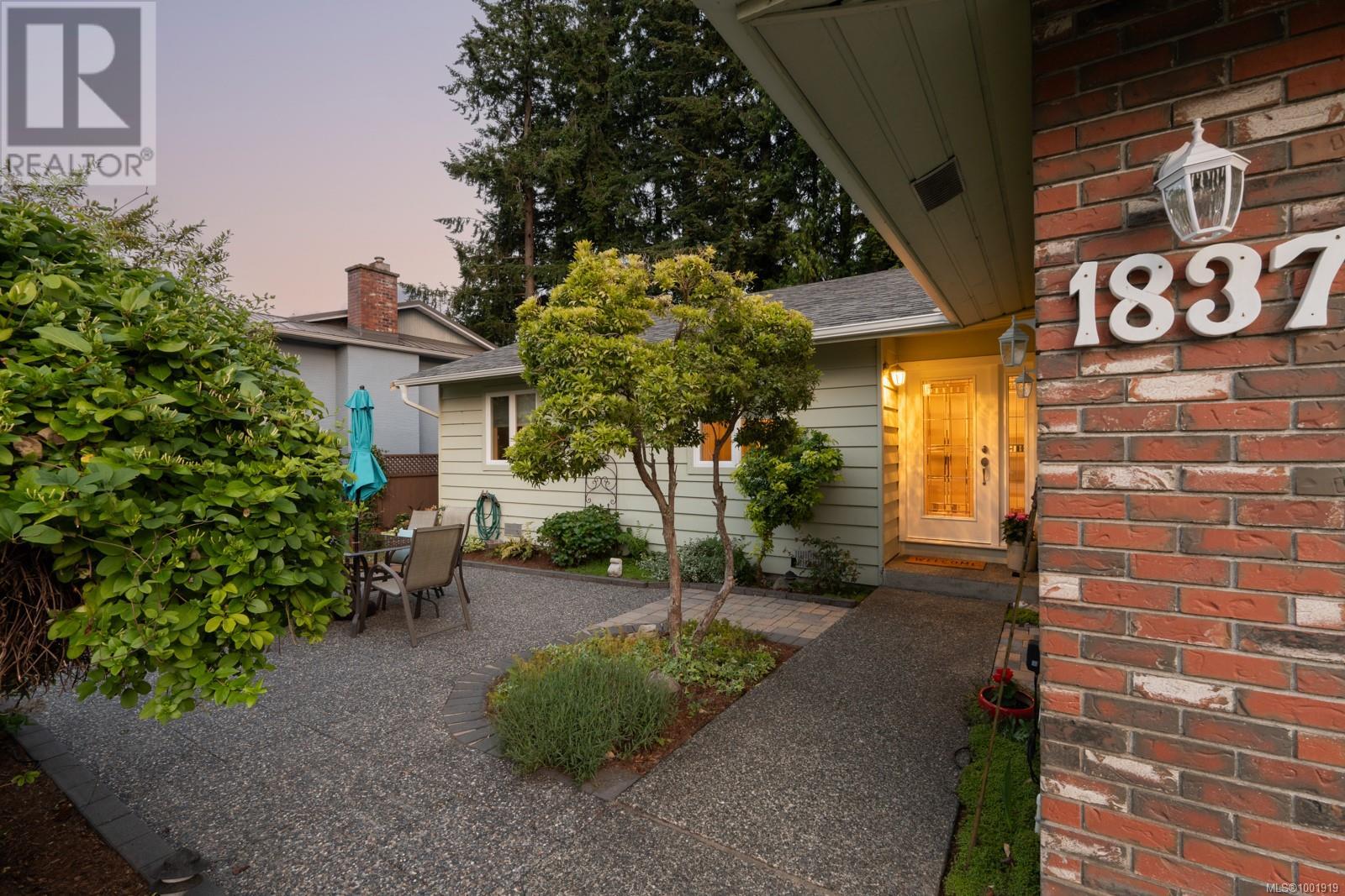 1837 Pastel Cres, Central Saanich, British Columbia  V8M 1N6 - Photo 48 - 1001919