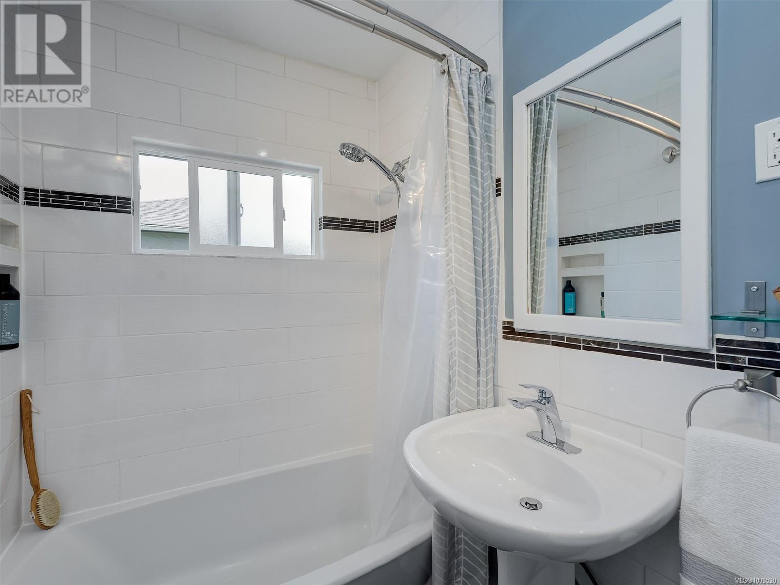 181 Homer Rd, Saanich, British Columbia  V8Z 1V7 - Photo 13 - 1000520
