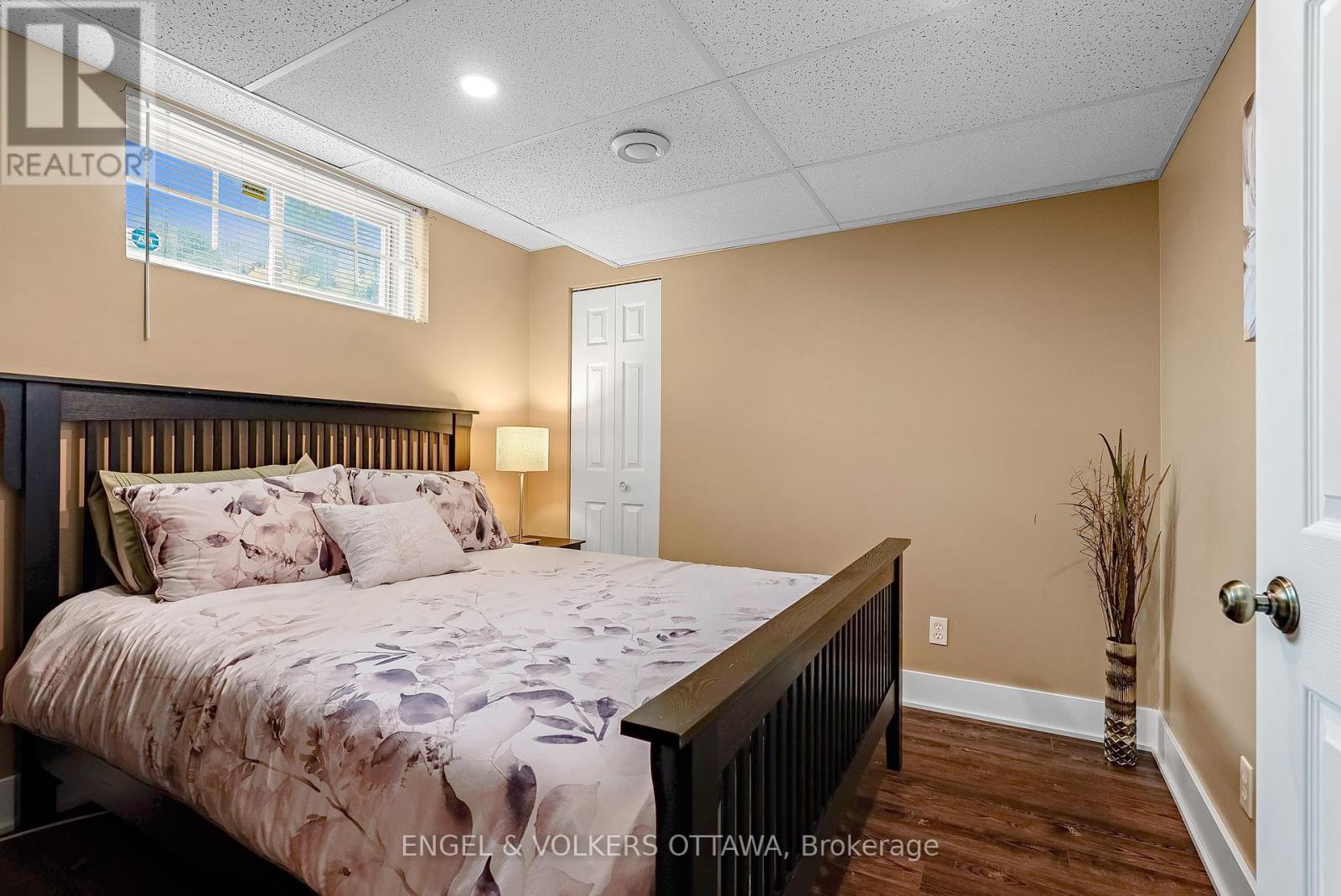 6978 Aldergrove Way, Ottawa, Ontario  K4P 1A3 - Photo 32 - X12197328