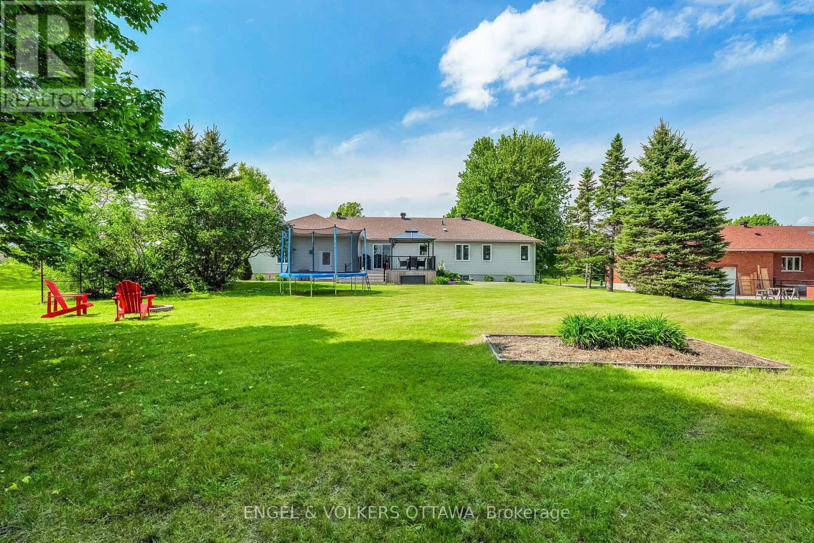 6978 Aldergrove Way, Ottawa, Ontario  K4P 1A3 - Photo 41 - X12197328