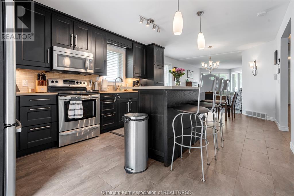 11 Crocus Court, Chatham, Ontario  N7L 5L5 - Photo 7 - 25013895