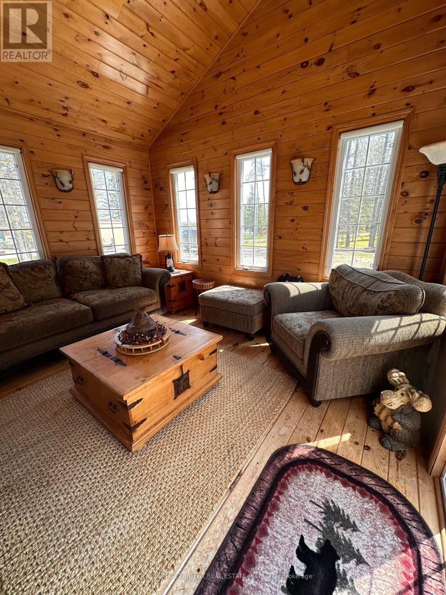 1186 Fantham Road, Fauquier-Strickland, Ontario  P0L 1G0 - Photo 4 - T12196391