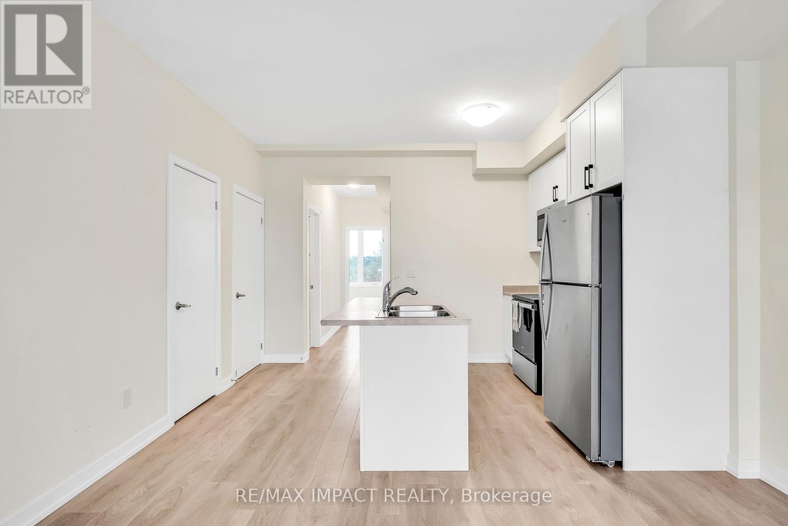902 - 160 Densmore Road, Cobourg, Ontario  K9A 0X8 - Photo 10 - X12197736
