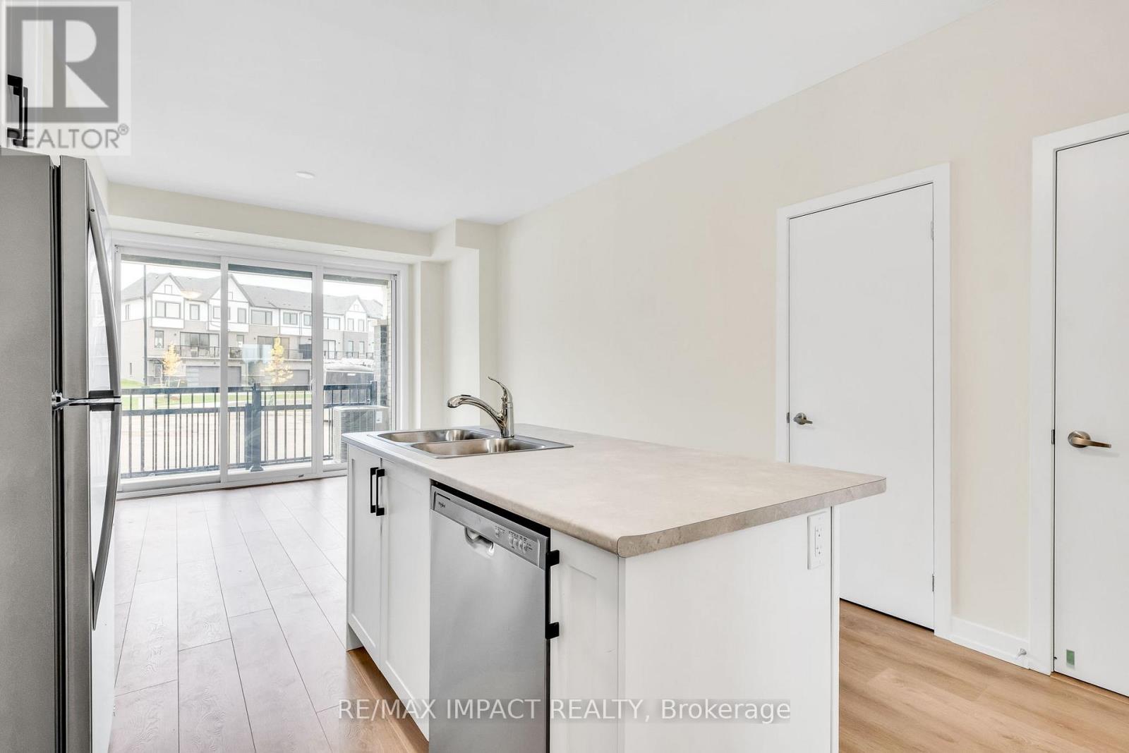 902 - 160 Densmore Road, Cobourg, Ontario  K9A 0X8 - Photo 13 - X12197736